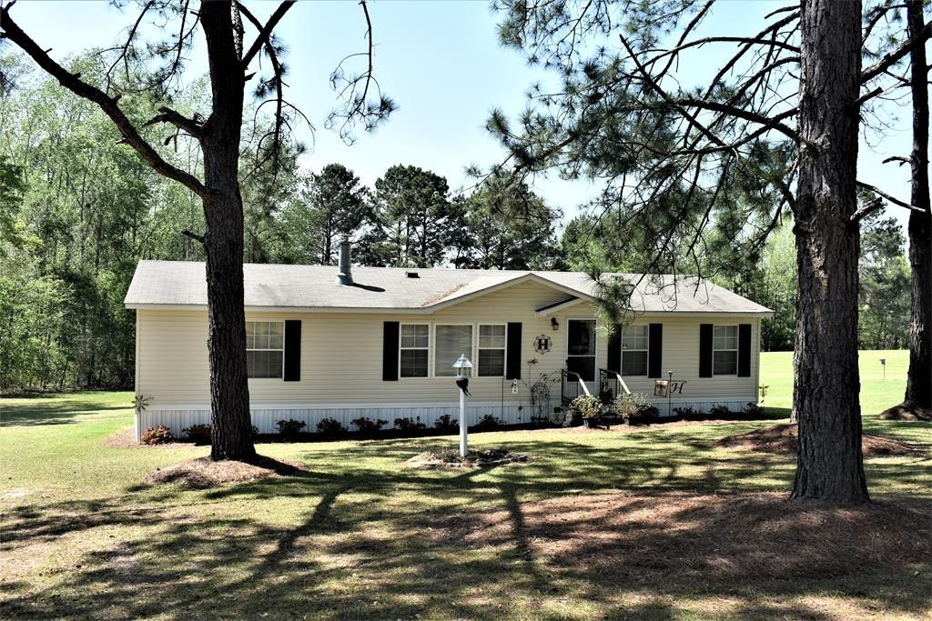 1.15 acres in Mitchell County,