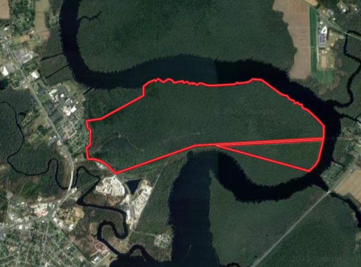 611 acres in Pasquotank County, North Carolina