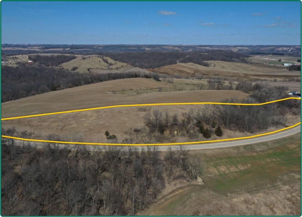 8 acres in Clayton County, Iowa