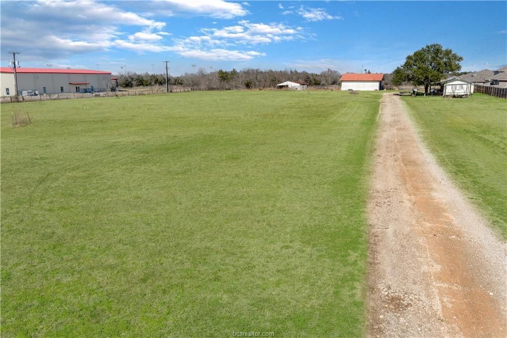 10 acres in Brazos County, Texas