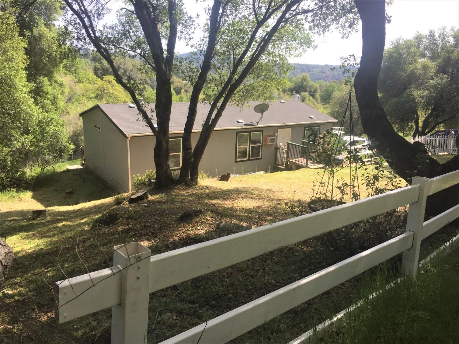 5.14 acres in El Dorado County, California