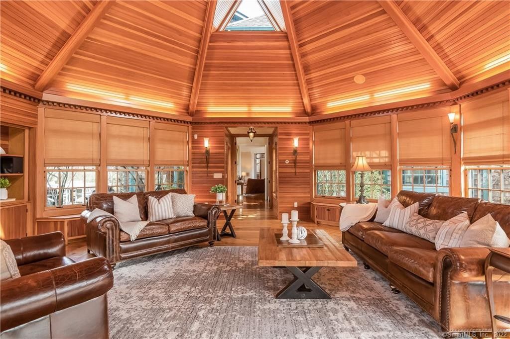 11.05 acres in Windham County, Connecticut