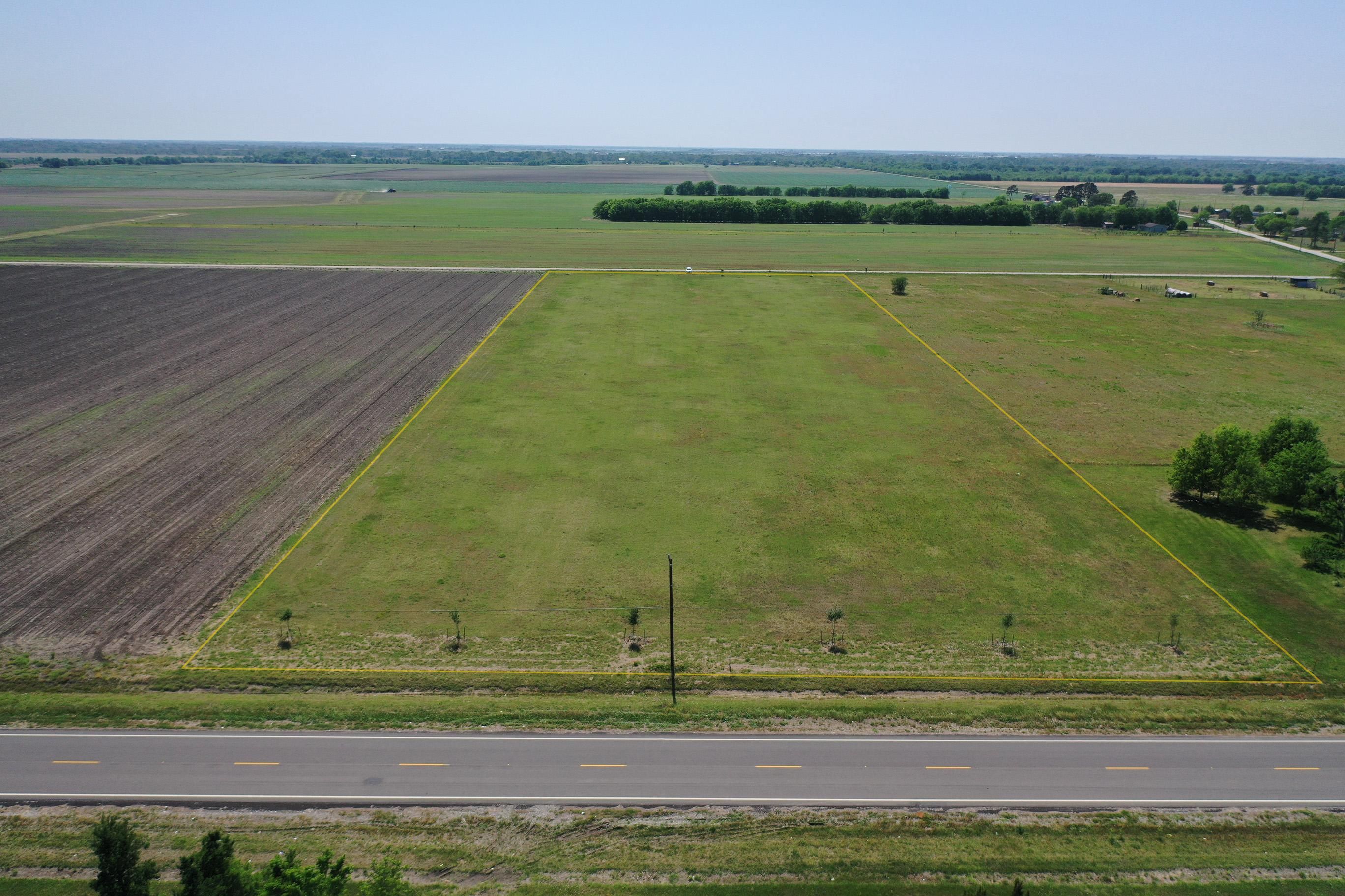 6.92 acres in Fort Bend County, Texas