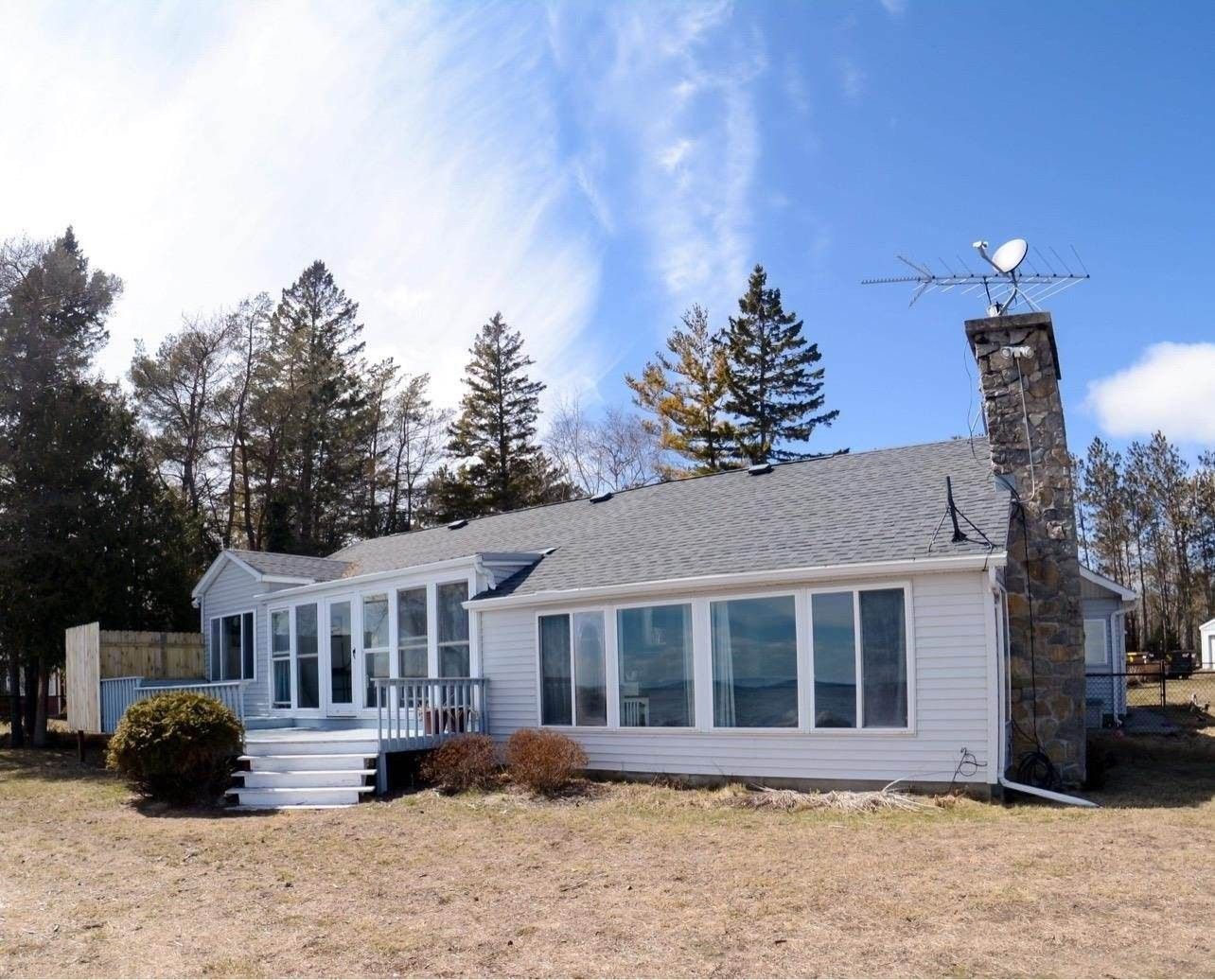 1.61 acres in Menominee County, Michigan