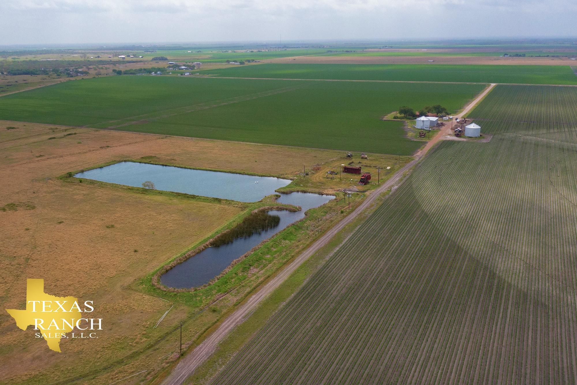 626 acres in Calhoun County, Texas