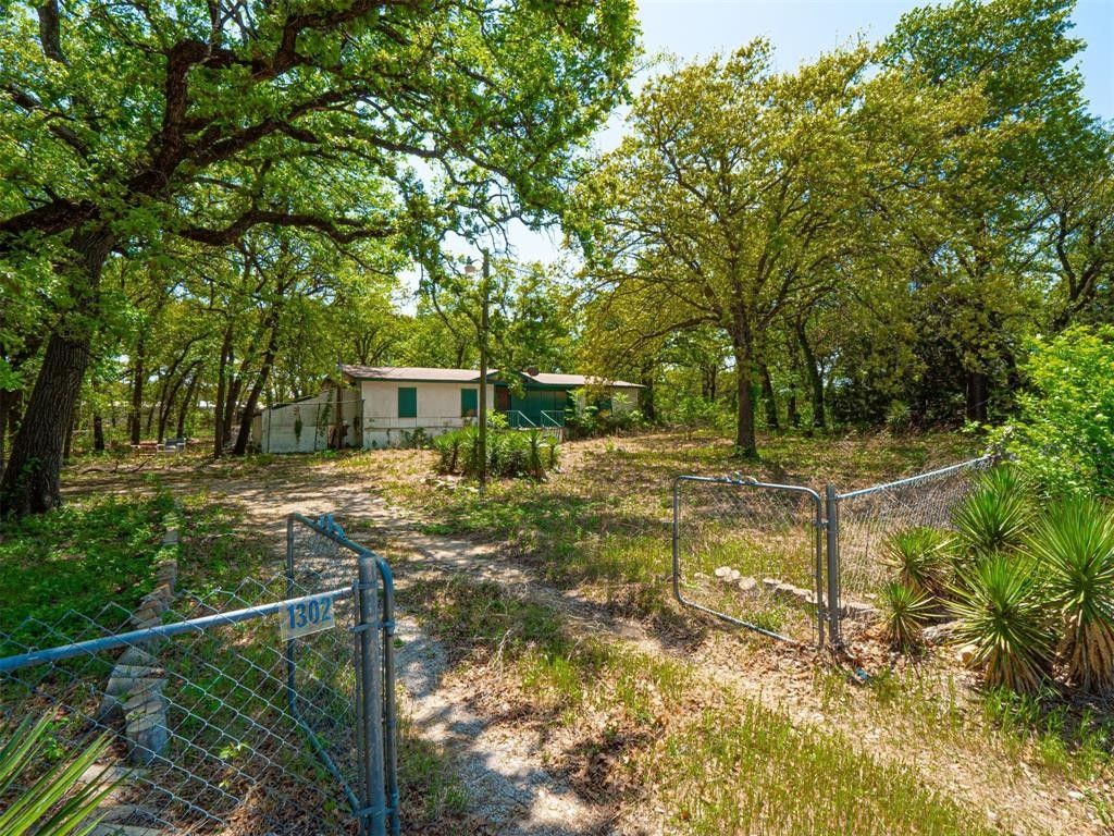 1.49 acres in Parker County, Texas