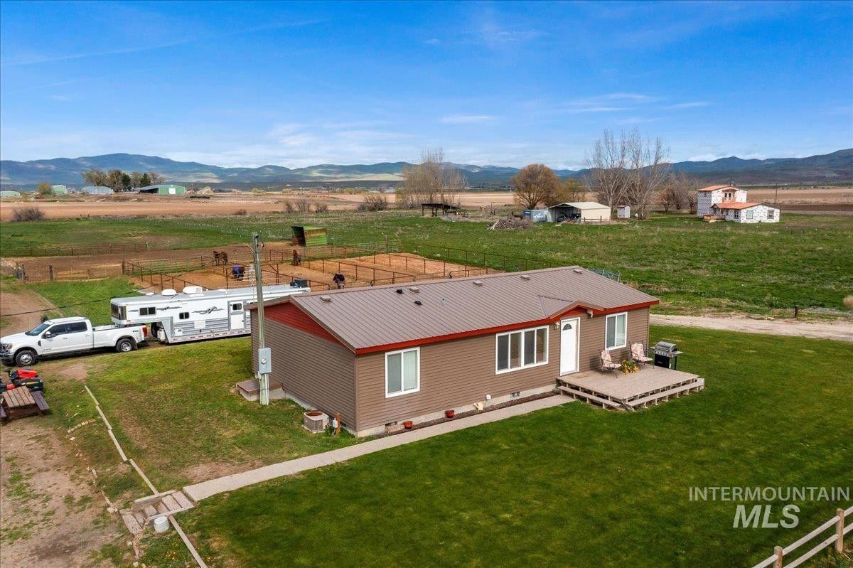 5 acres in Washington County, Idaho