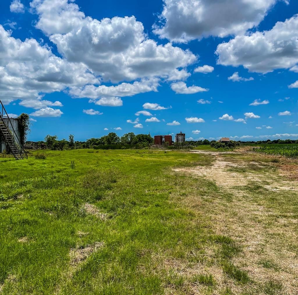 2 acres in Jackson County, Texas
