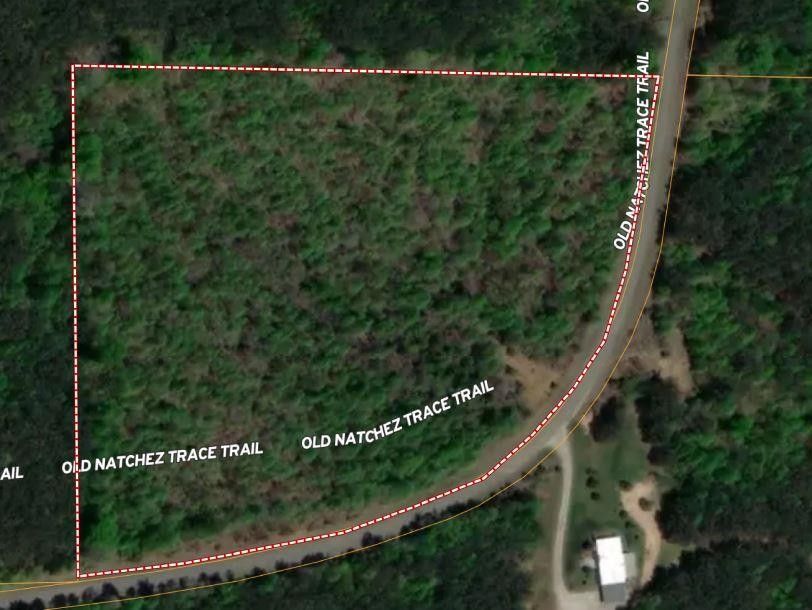 10.01 acres in Benton County, Tennessee