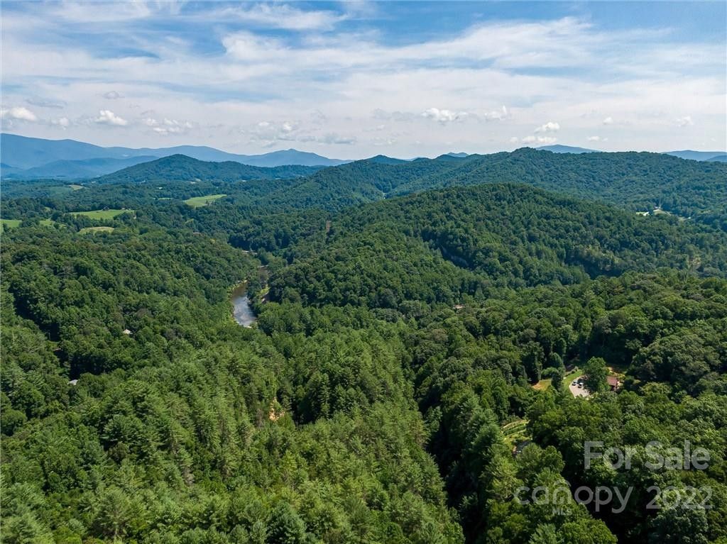 34.41 acres in Yancey County, North Carolina