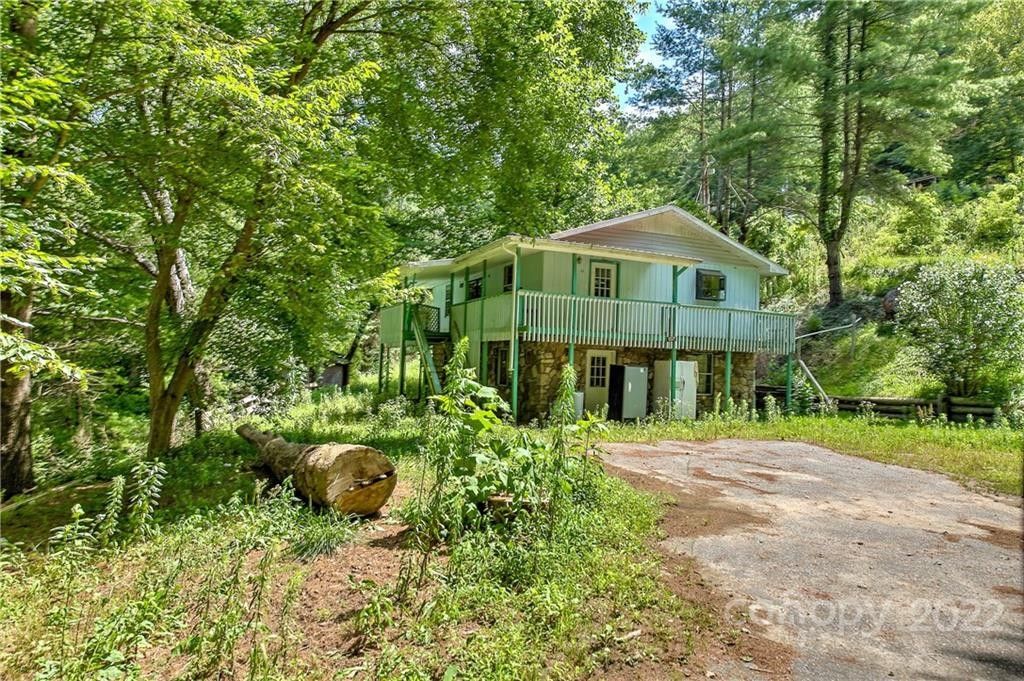 32.45 acres in Yancey County, North Carolina
