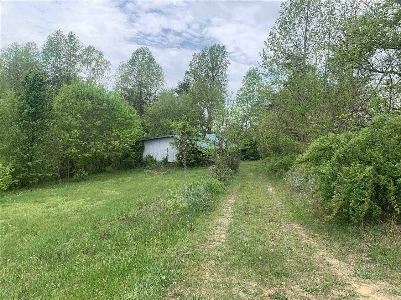 3 acres in Grayson County, Kentucky