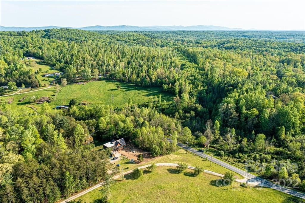 8 acres in Caldwell County, North Carolina