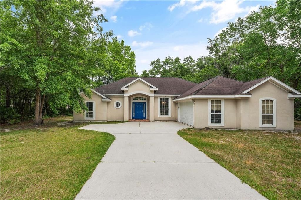 2.5 acres in Glynn County,