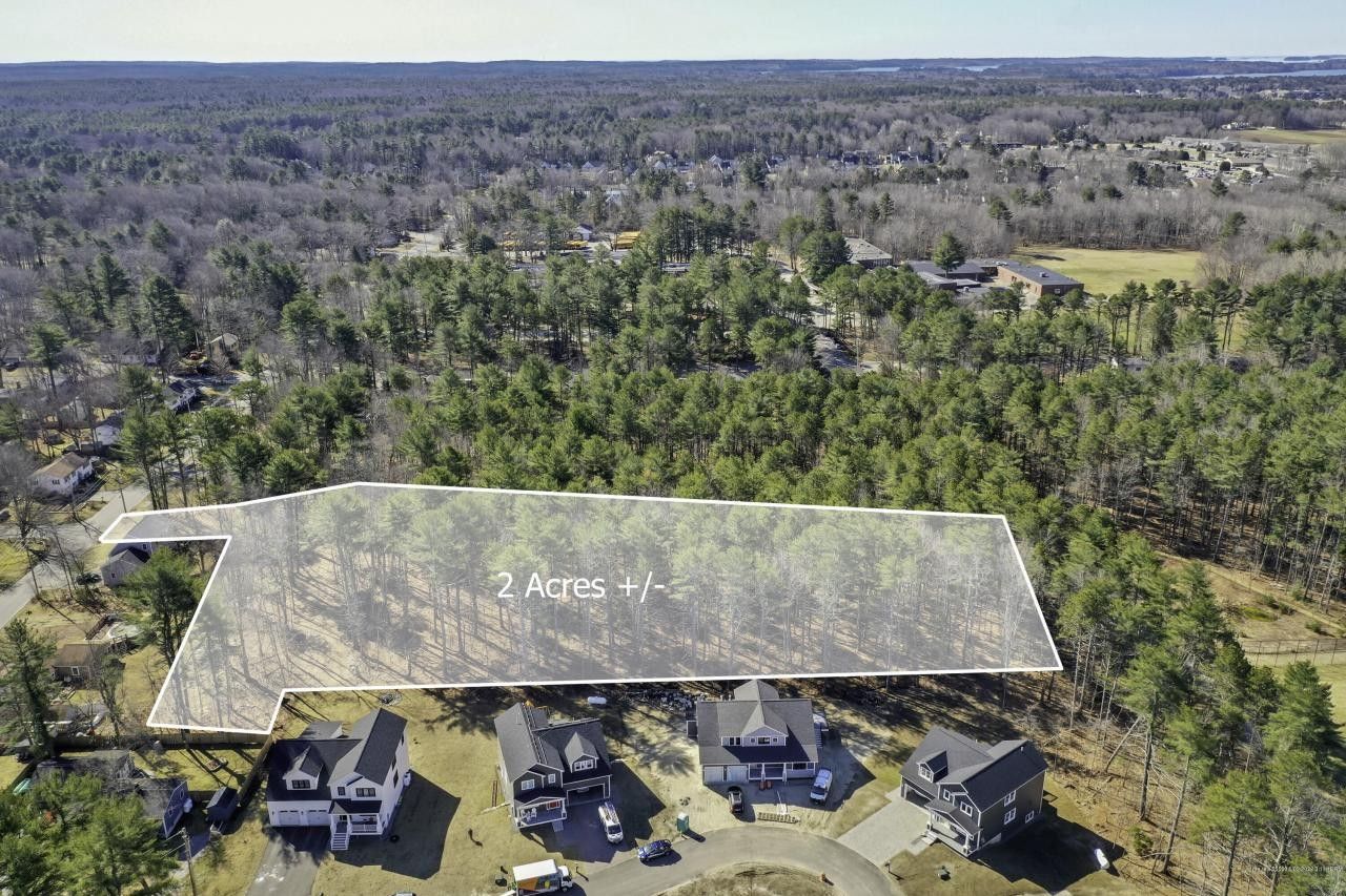 2 acres in Cumberland County, Maine
