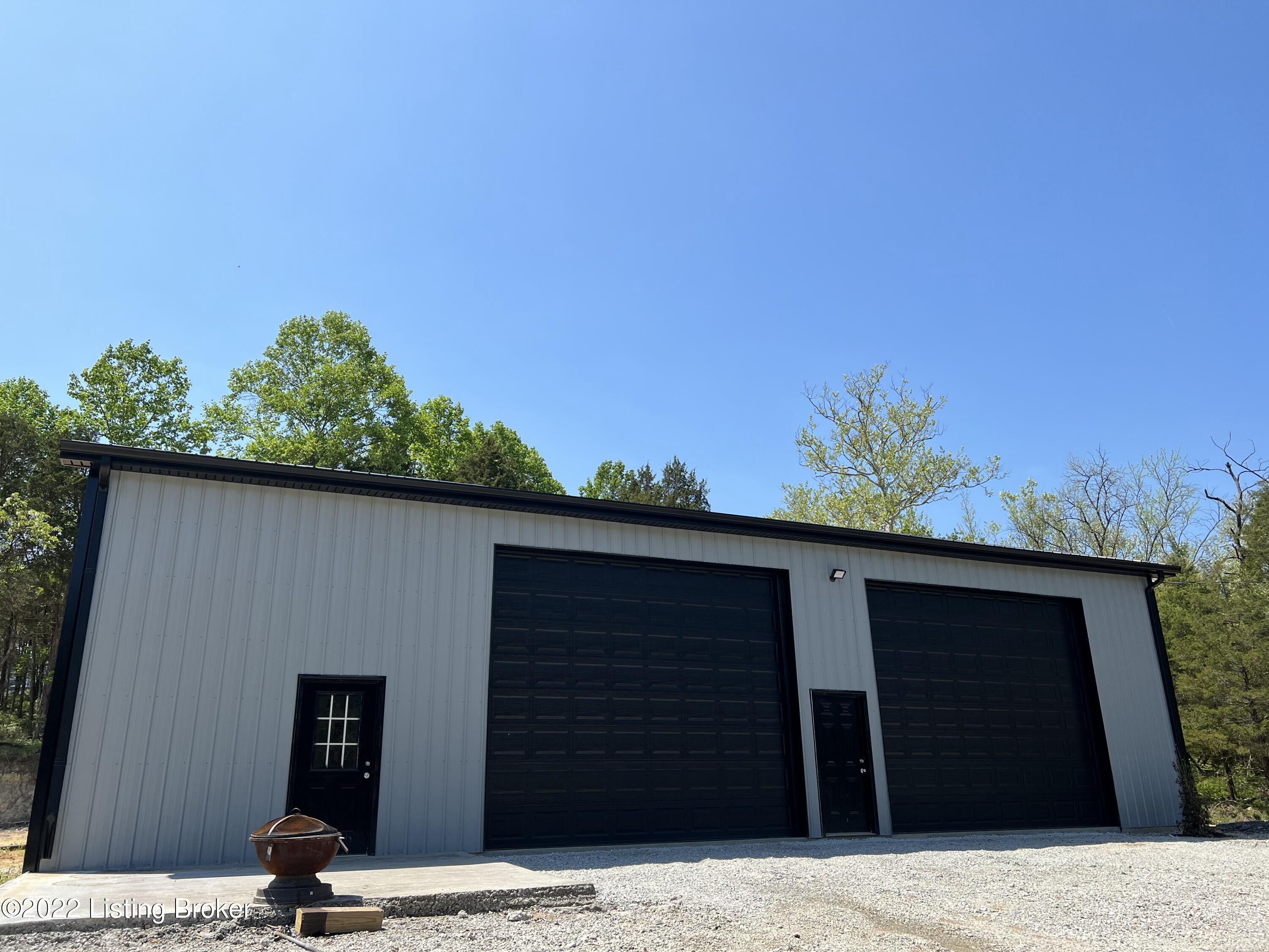 9.73 acres in Bullitt County, Kentucky