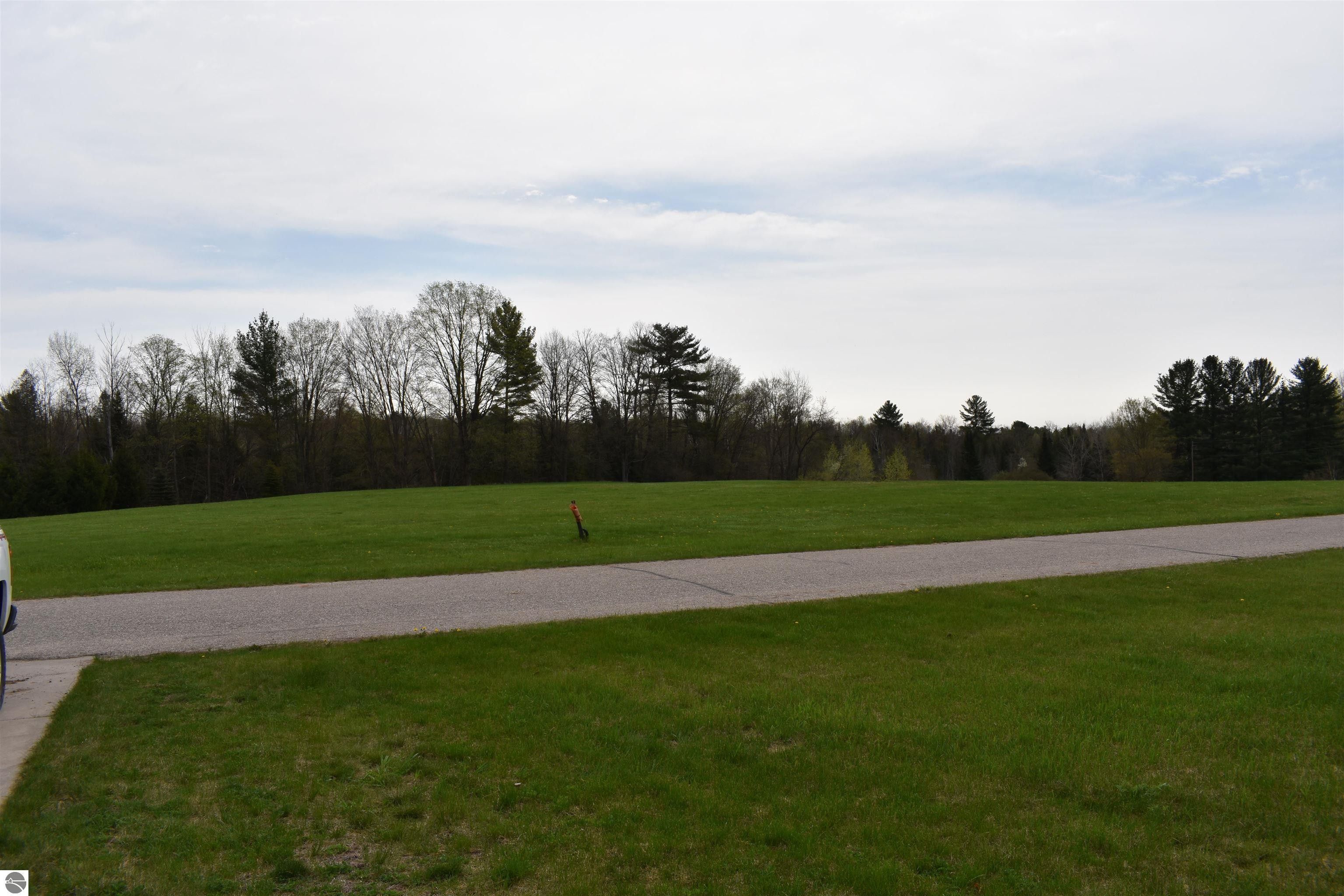 2.22 acres in Ogemaw County, Michigan