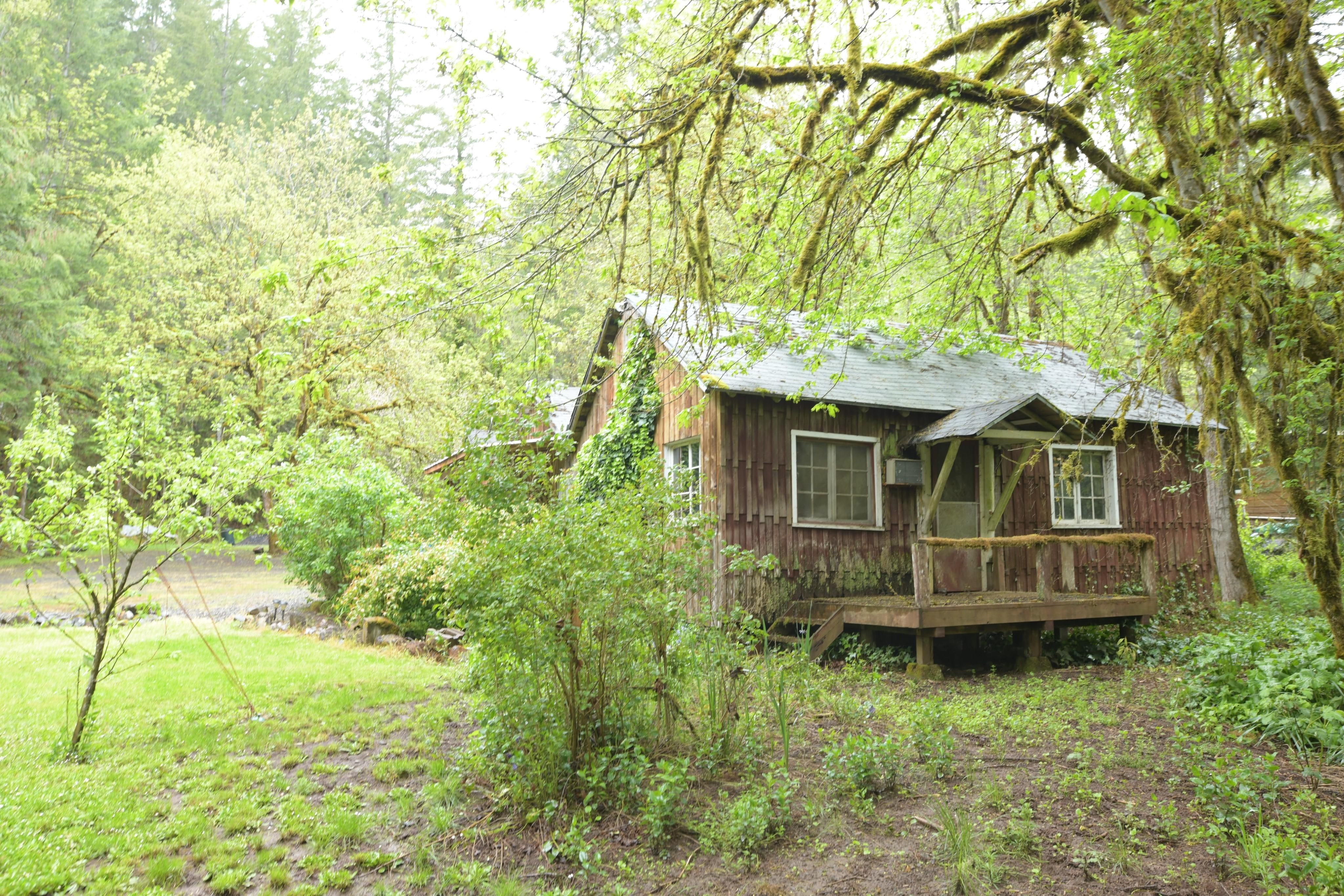 3.43 acres in Douglas County, Oregon