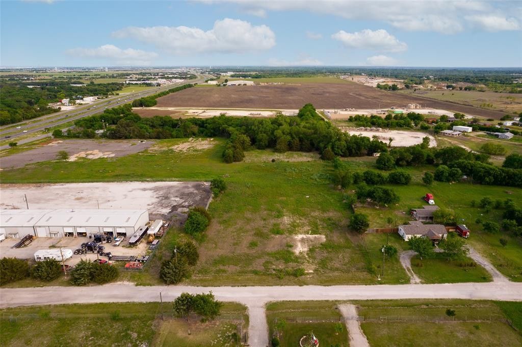 2.3 acres in Johnson County, Texas