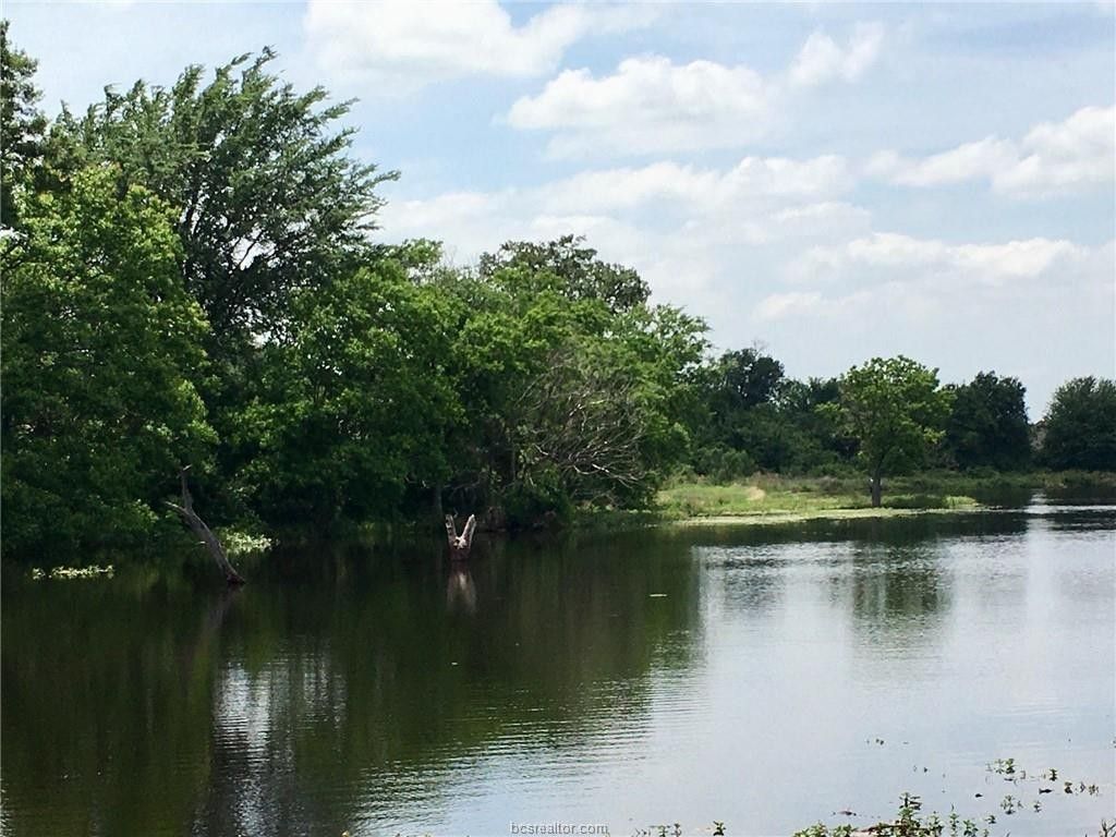 3.31 acres in Grimes County, Texas
