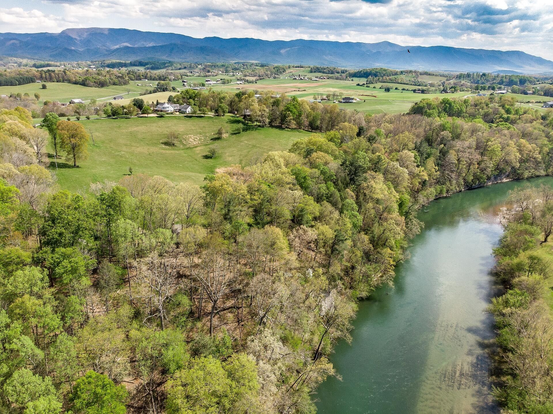 24.47 acres in Greene County, Tennessee