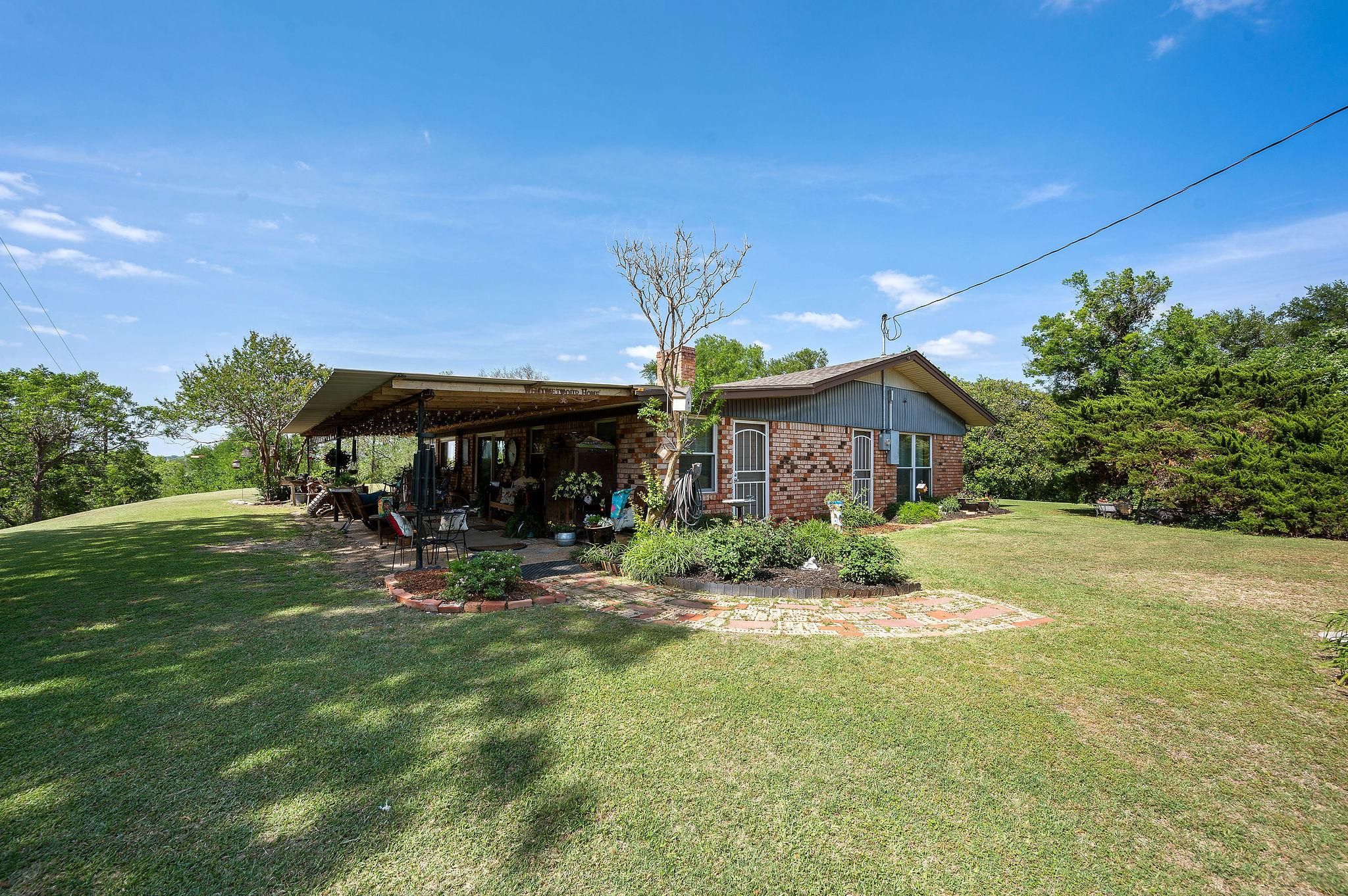 132 acres in Falls County, Texas