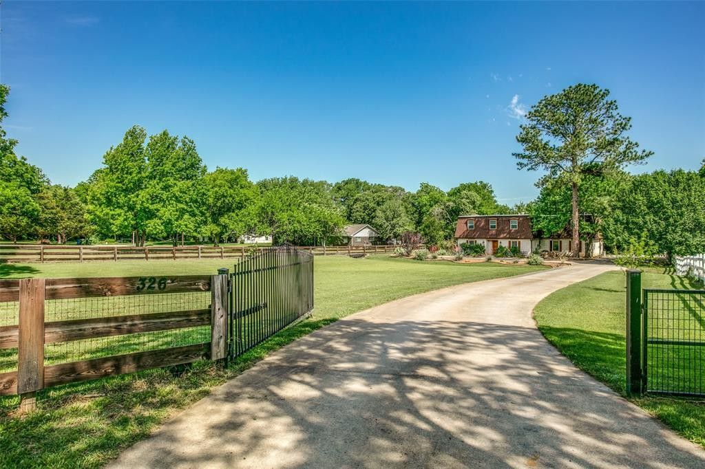 1 acres in Denton County, Texas