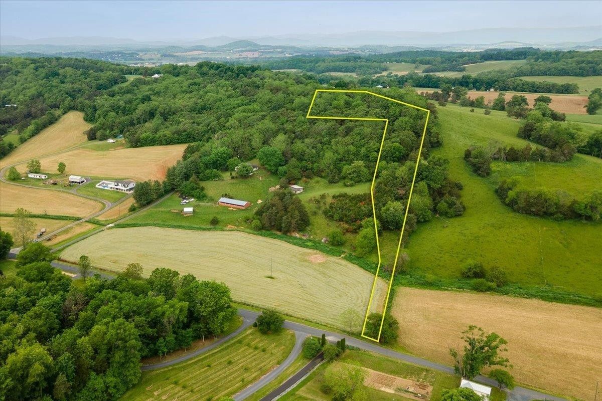 5 acres in Rockingham County, Virginia