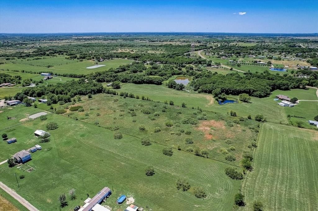5 acres in Kaufman County, Texas