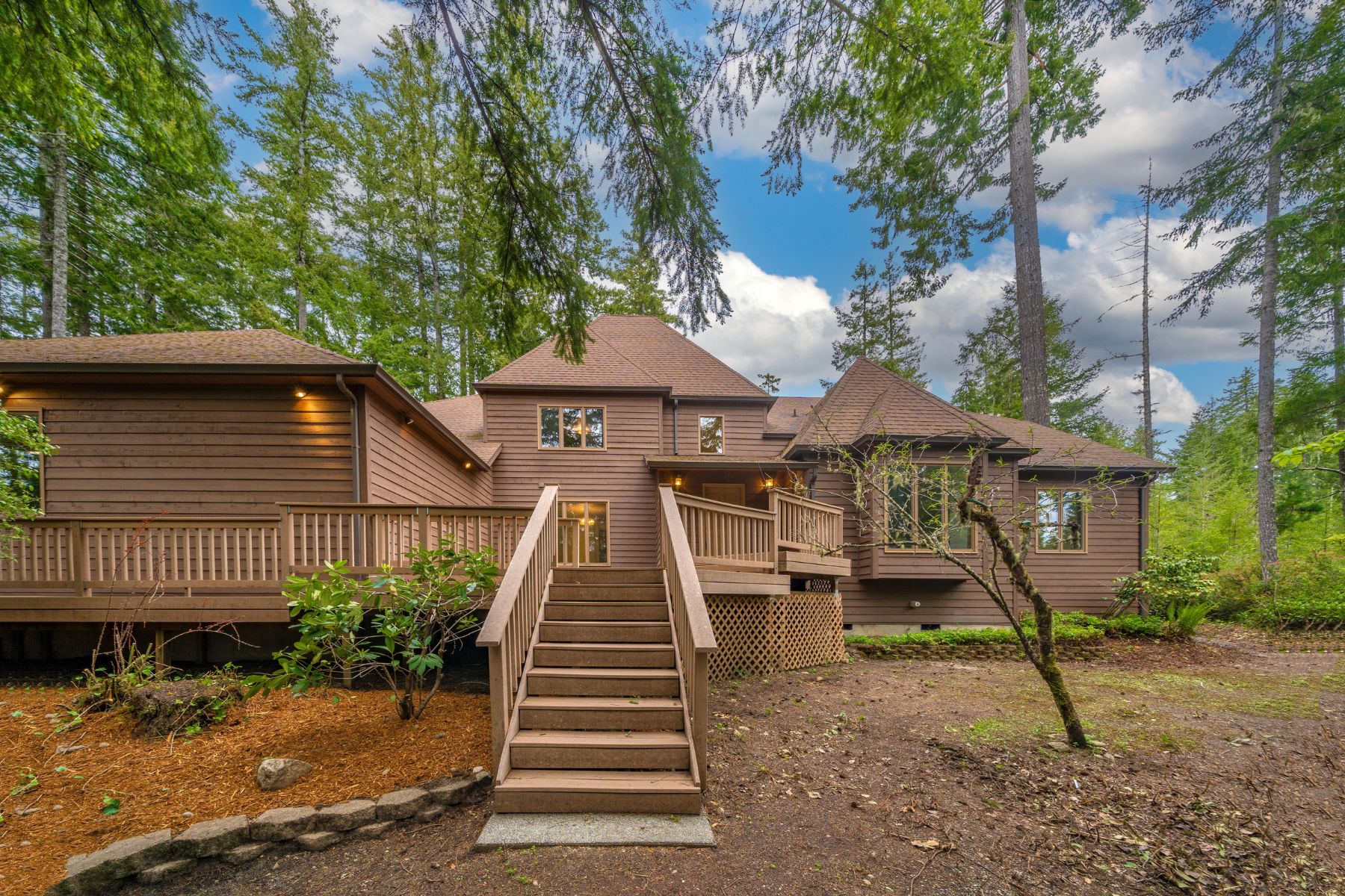 5 acres in Kitsap County, Washington