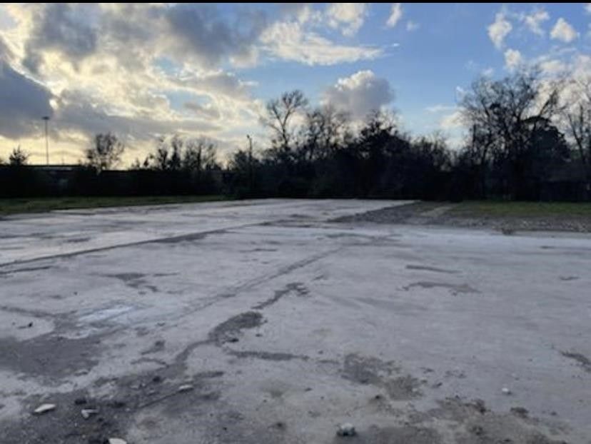 5 acres in Jefferson County, Texas