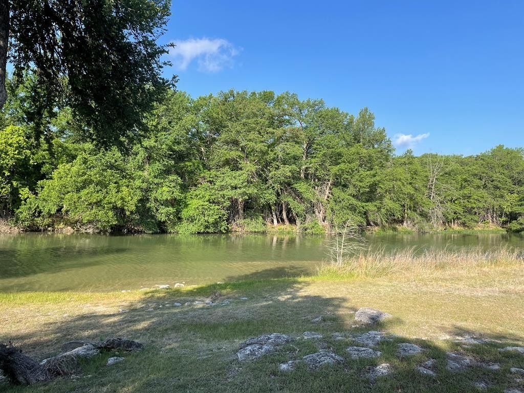 11 acres in Kerr County, Texas