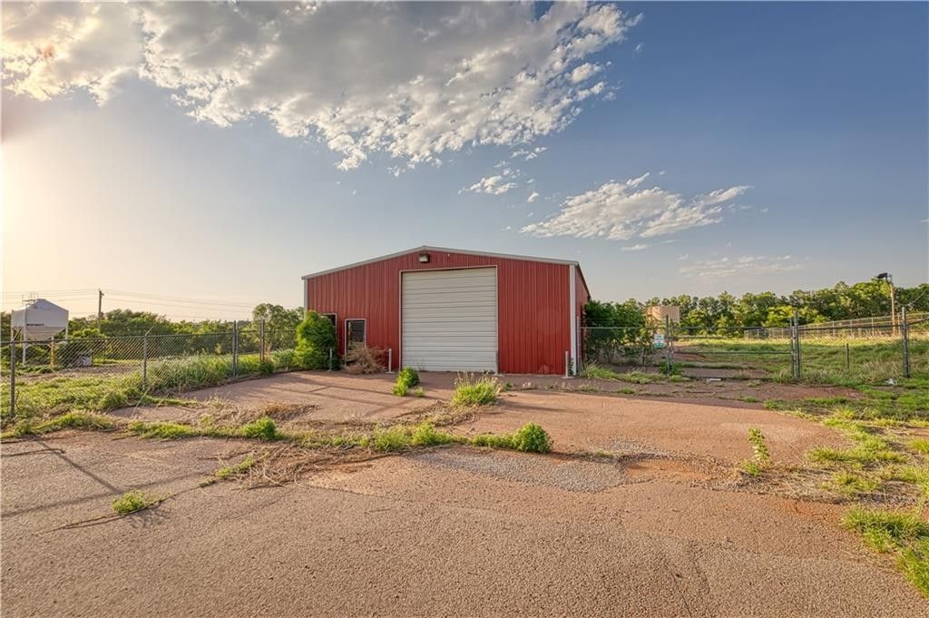 2 acres in Beckham County, Oklahoma