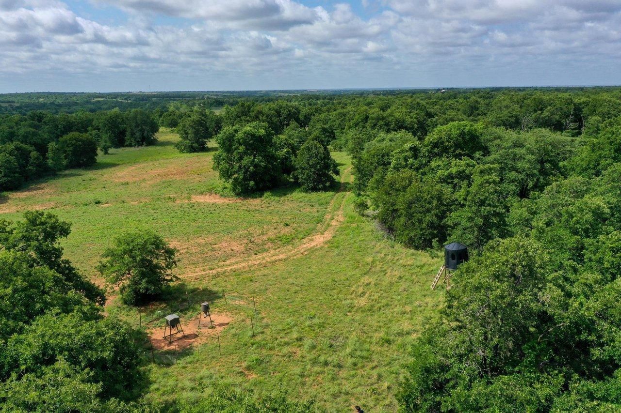 400 acres in McClain County, Oklahoma