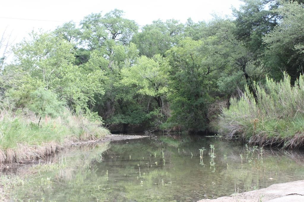 800 acres in Kimble County, Texas