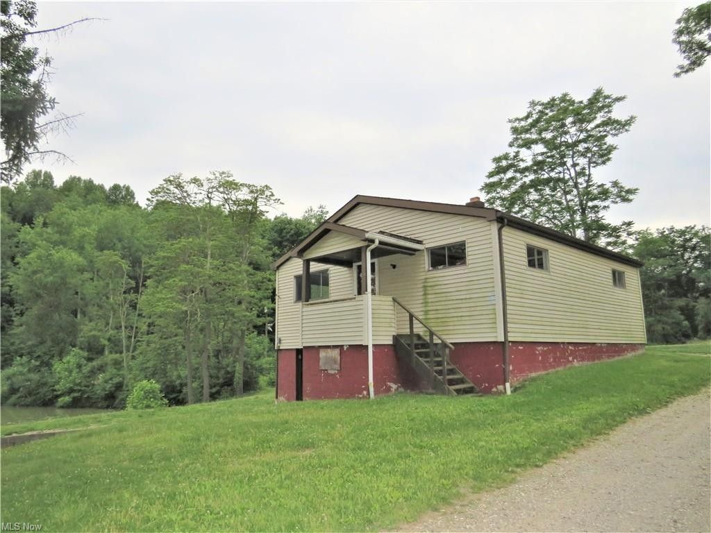 35.6 acres in Hancock County, West Virginia