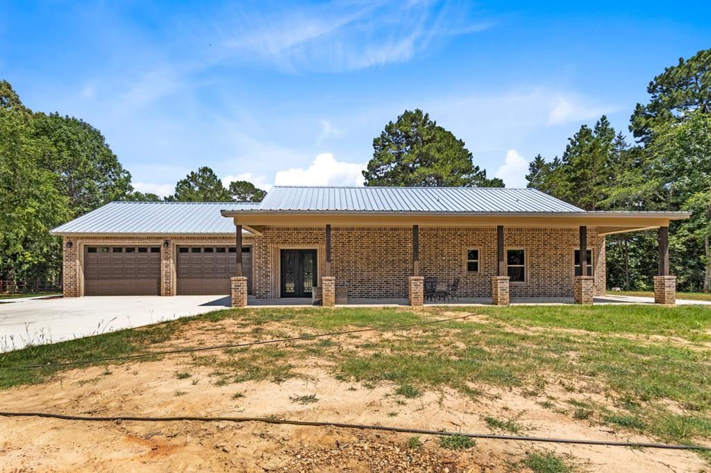 2 acres in Anderson County, Texas