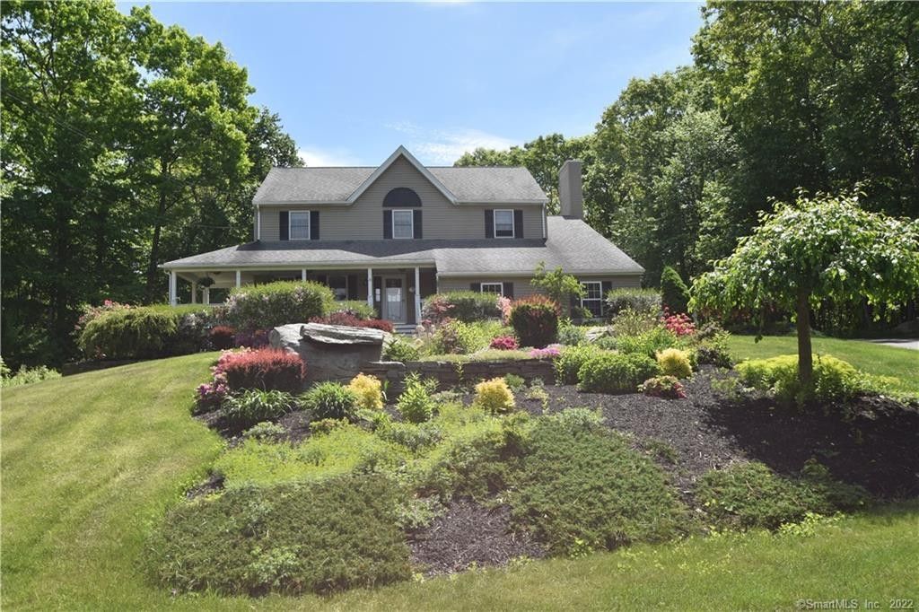 1.22 acres in Tolland County, Connecticut