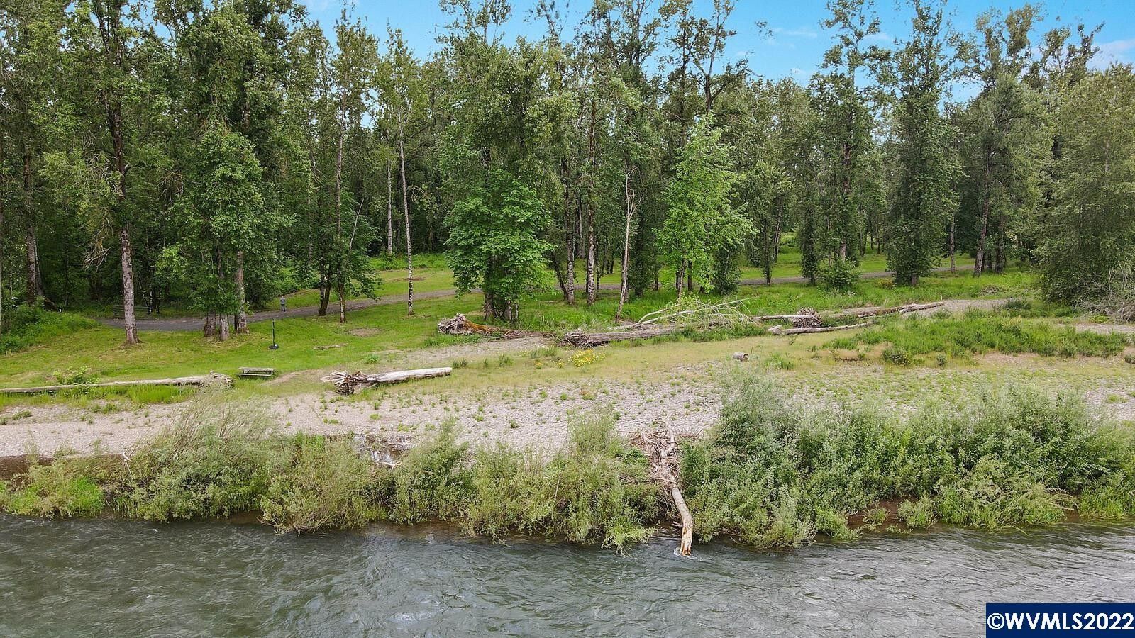 36.4 acres in Linn County, Oregon