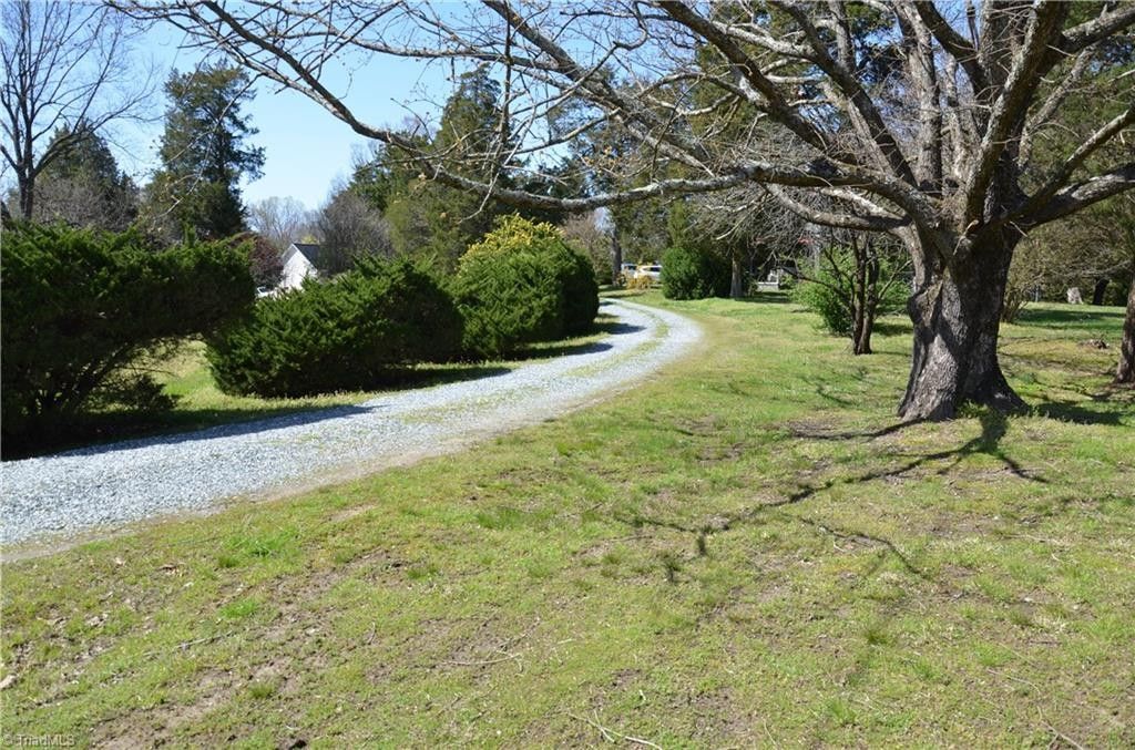 10 acres in Davidson County, North Carolina