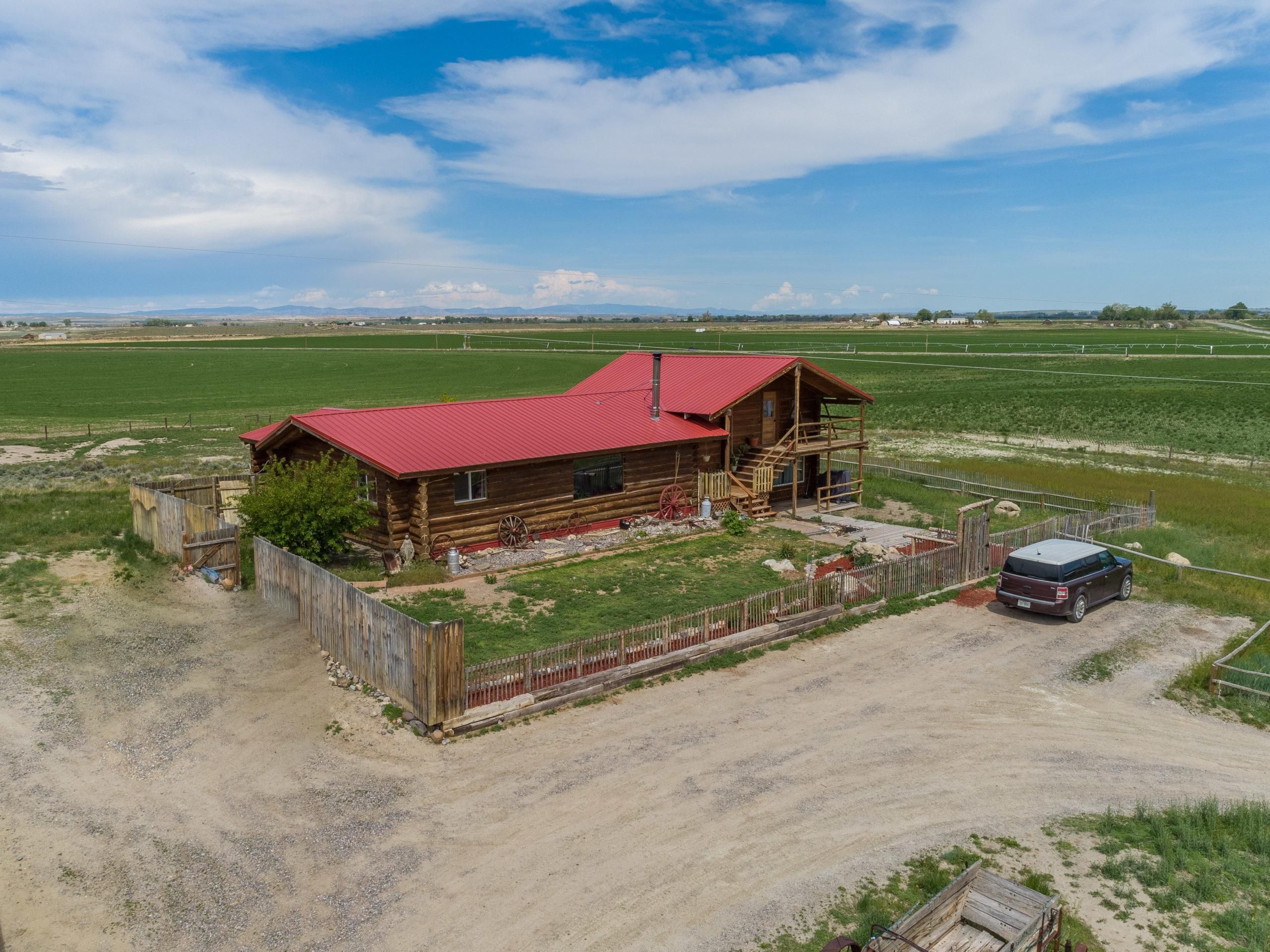 10 acres in Fremont County, Wyoming