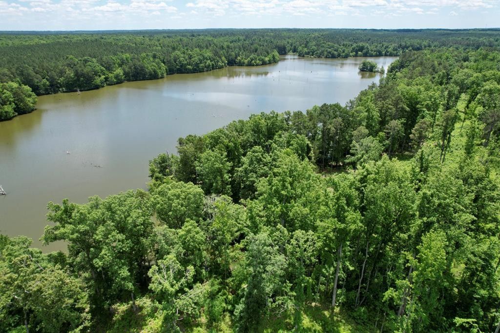 7.7 acres in Nottoway County, Virginia