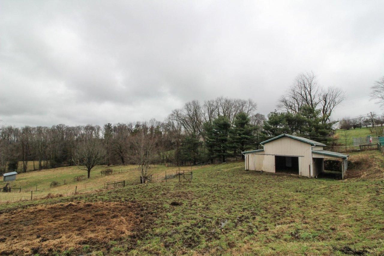 5.61 acres in Harrison County, Ohio