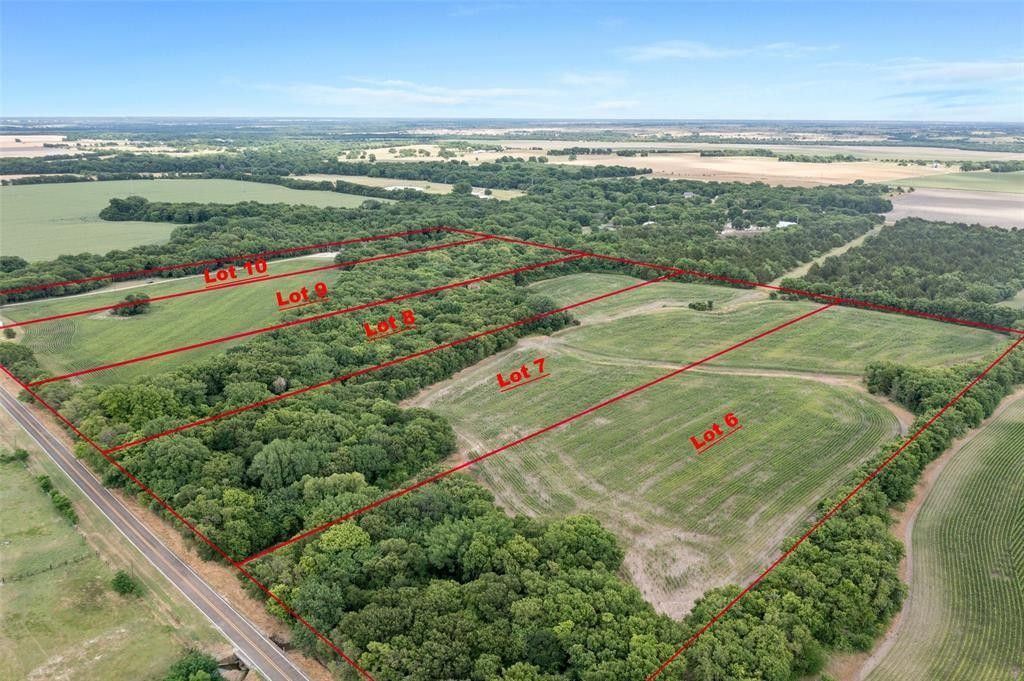 10 acres in Ellis County, Texas