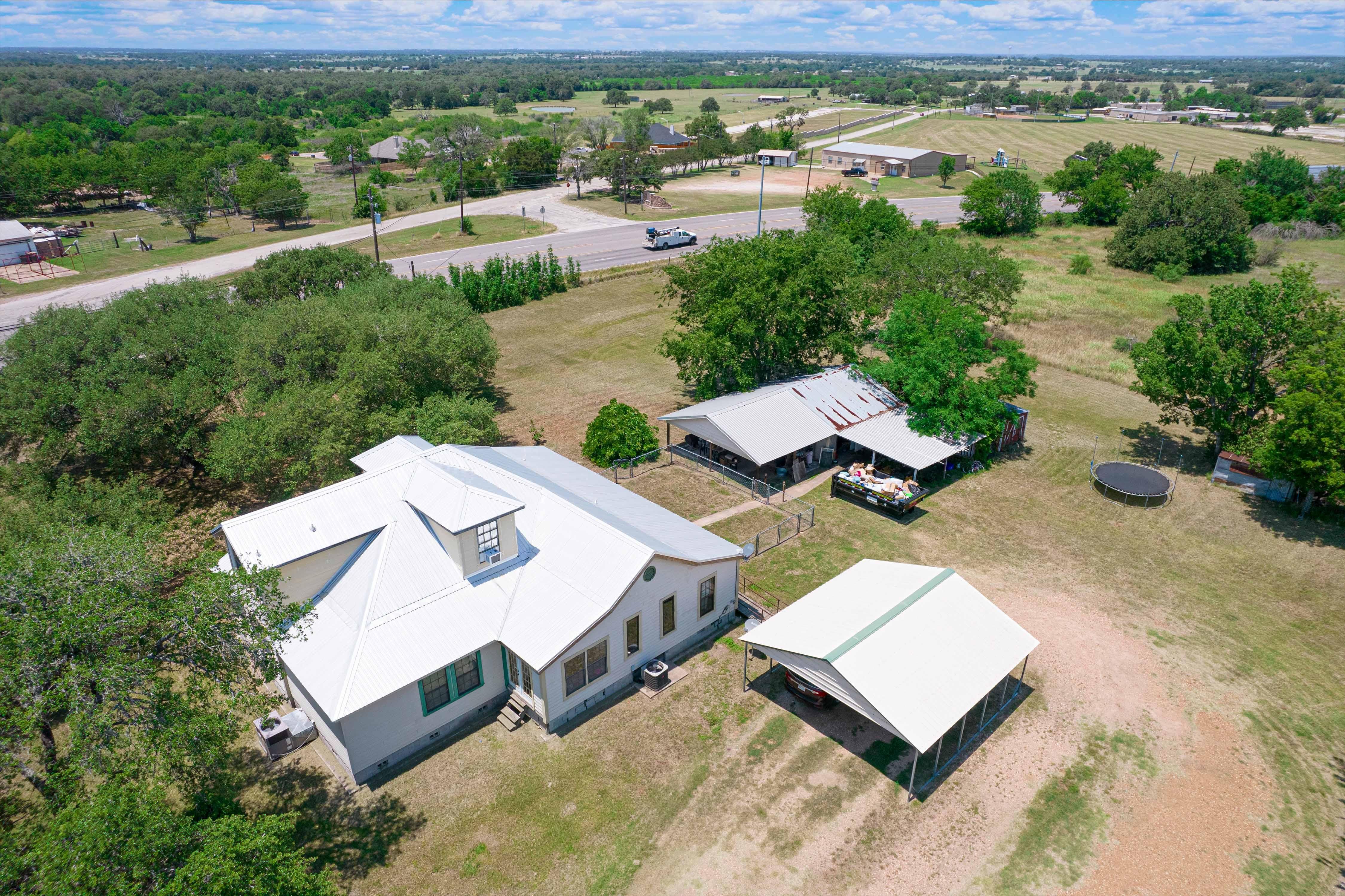 1.56 acres in Lee County, Texas