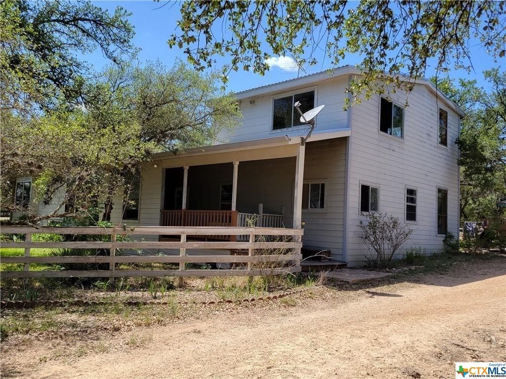 13.76 acres in Blanco County, Texas