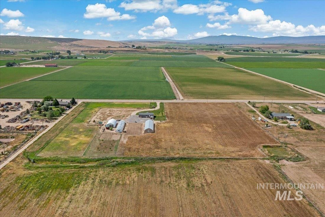 10 acres in Canyon County, Idaho