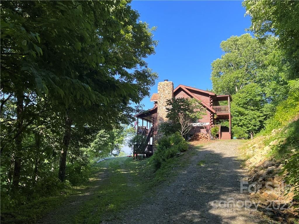 30 acres in Madison County, North Carolina