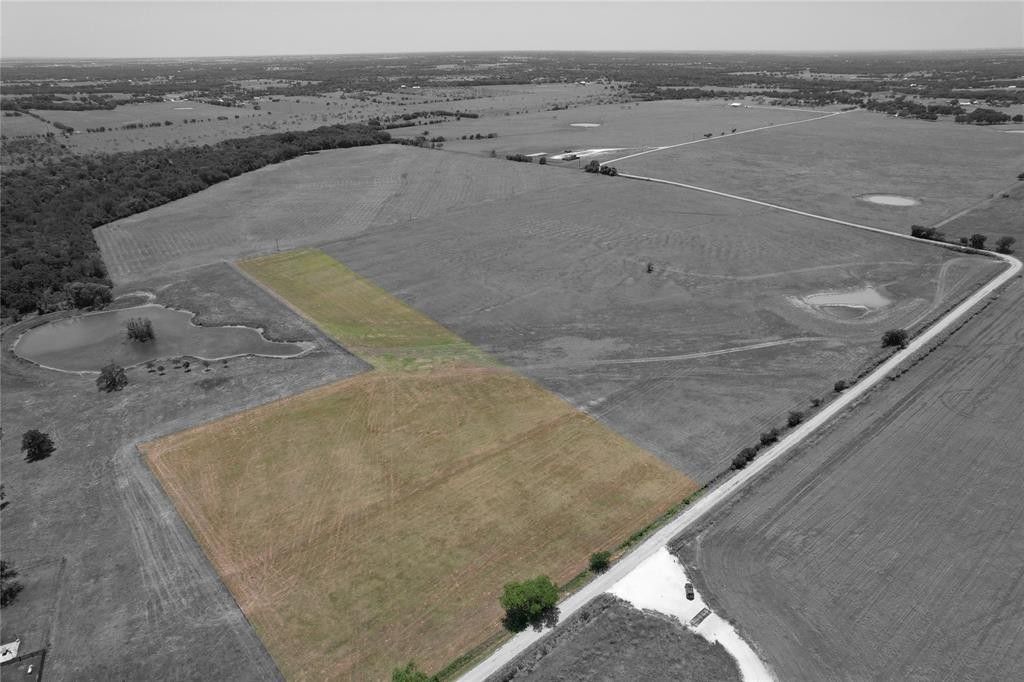 10 acres in Johnson County, Texas