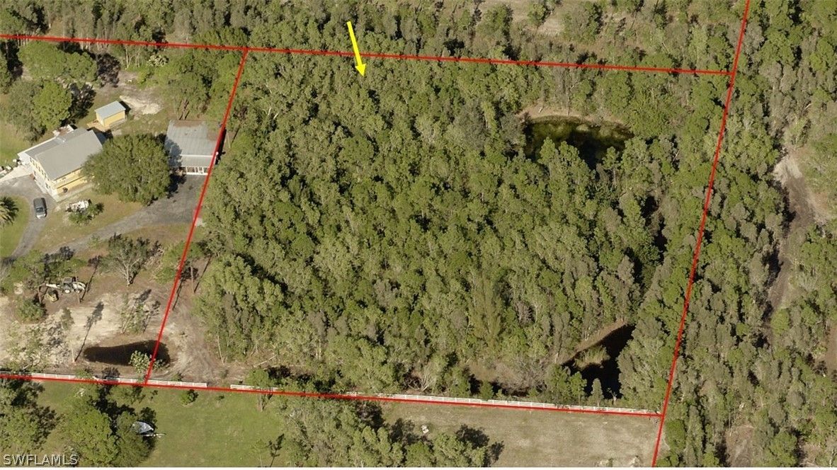 2.45 acres in Lee County, Florida